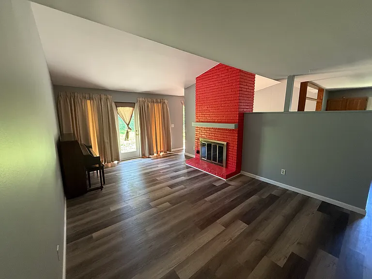 445 Waterford Dr — Photo 7