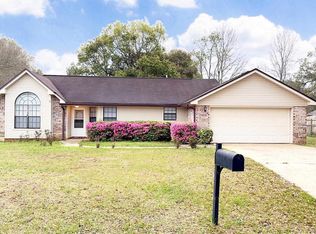 1433 Stefani Cir, Cantonment, FL 32533