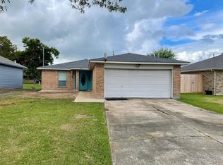 1511 N Ave N, Freeport, TX 77541