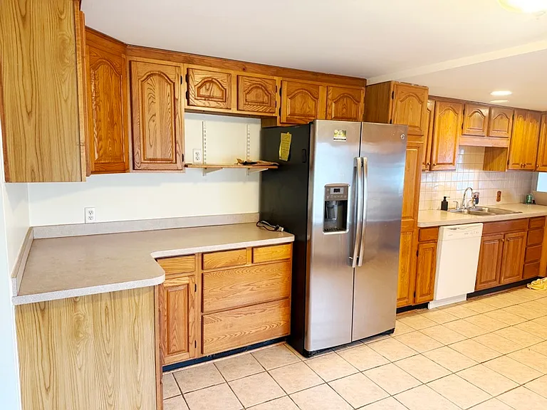 866 Troywood Dr — Photo 7