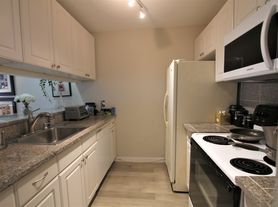 825 NW 13th St