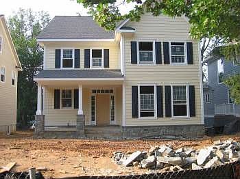2nd image of 5609 Forest Pl
