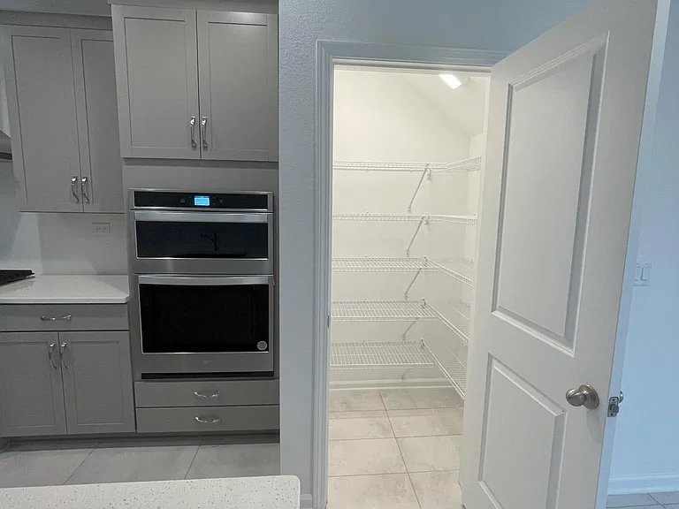 711 Cherry Elm Dr — Photo 8