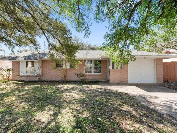 811 W Avenue I, Kingsville, TX 78363