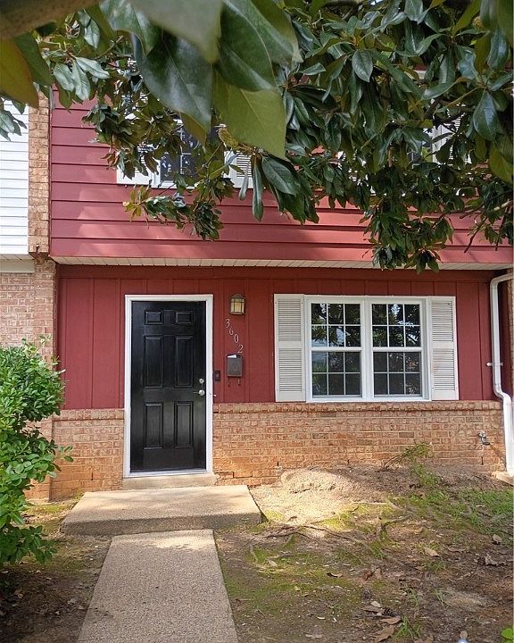 1st image of 3602 Luckylee Cres