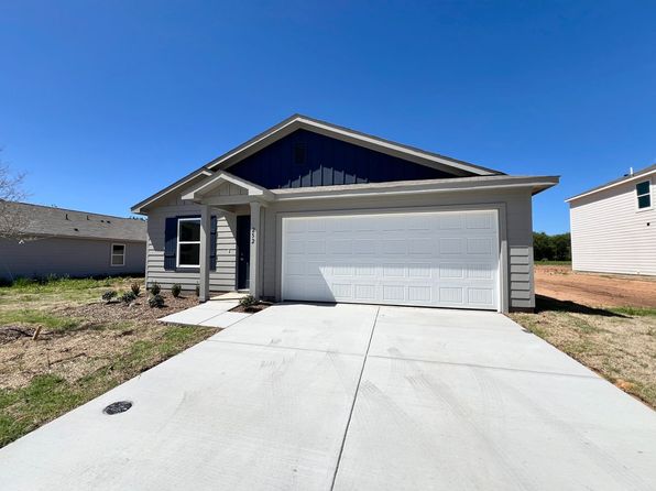 252 Peace Lily Way