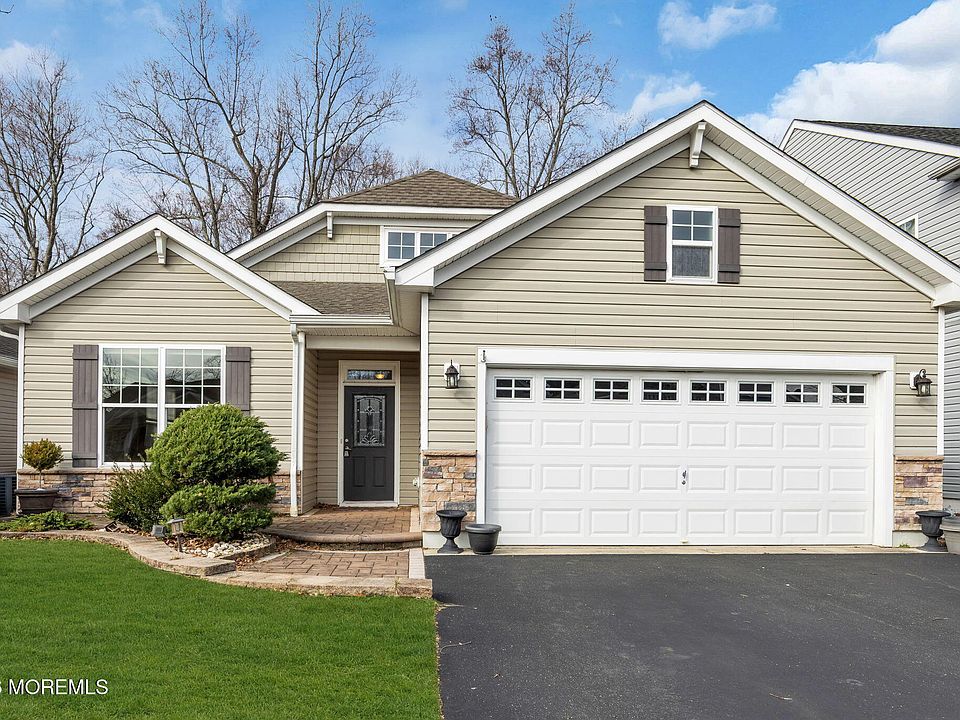 1st image of 37 Kingston Drive