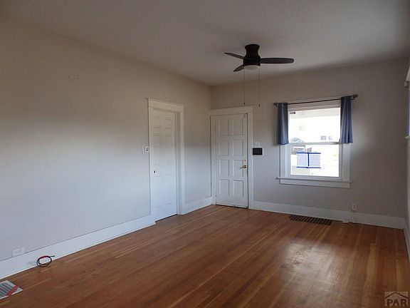 5th image of 1522 E 4th St