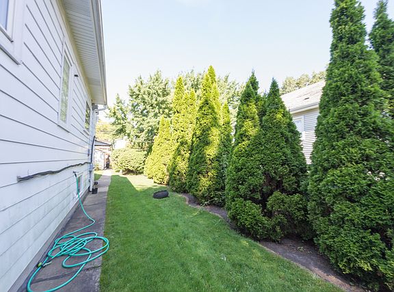 2nd image of 3732 N Newland Ave