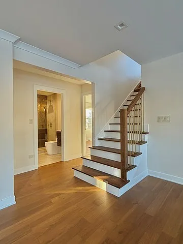 830 Deerfield Rd — Photo 10