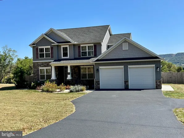 741 S River Rd, Halifax, PA 17032