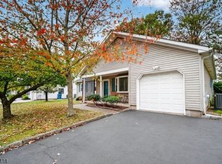 68 Dunedain St, Hillsborough Twp., NJ 08844