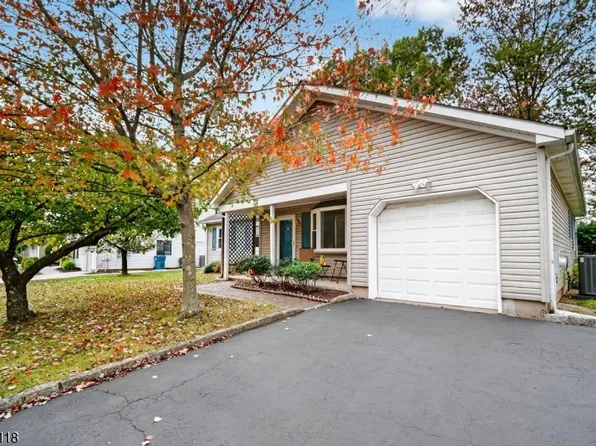 68 Dunedain St, Hillsborough Twp., NJ 08844