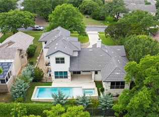 3 Camwood Trl, The Hills, TX 78738