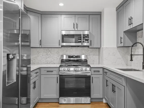 Penmar Superba by Wiseman, 2001 Penmar Ave APT 9, Venice, CA 90291