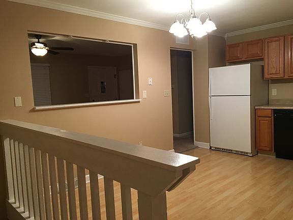 5th image of 6615 Carriage Ln