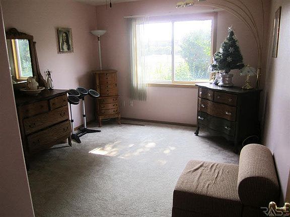 2nd image of 5103 W Emmitt Cir