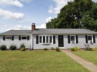 940 Newman Ave, Seekonk, MA 02771