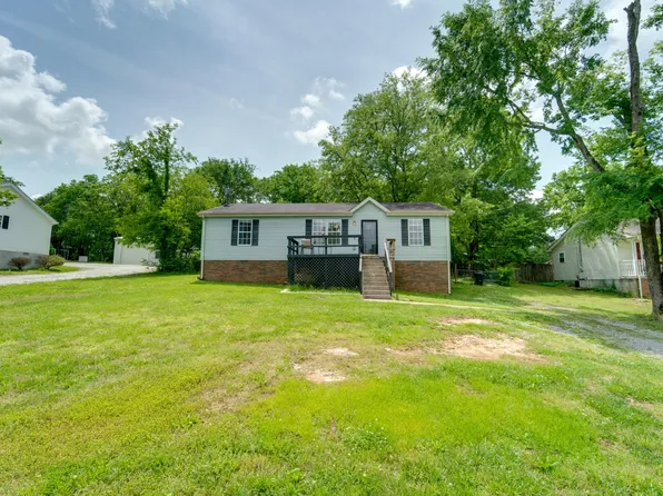 1022 Lynndale Dr, Castalian Springs, TN 37031