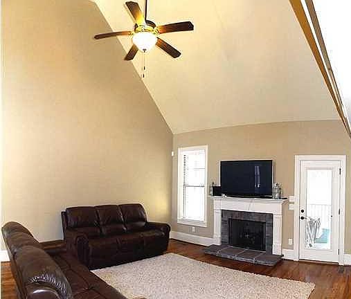 5th image of 6769 Stockham Ln