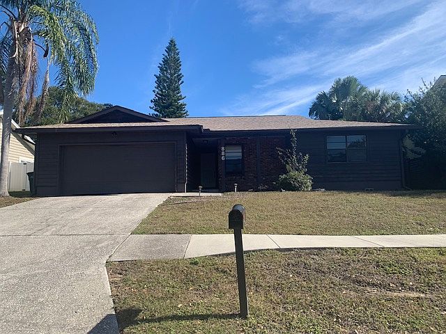 1st image of 886 Harbor Hill Dr