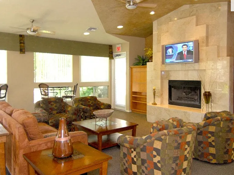 11375 E Sahuaro Dr #2084 — Photo 2