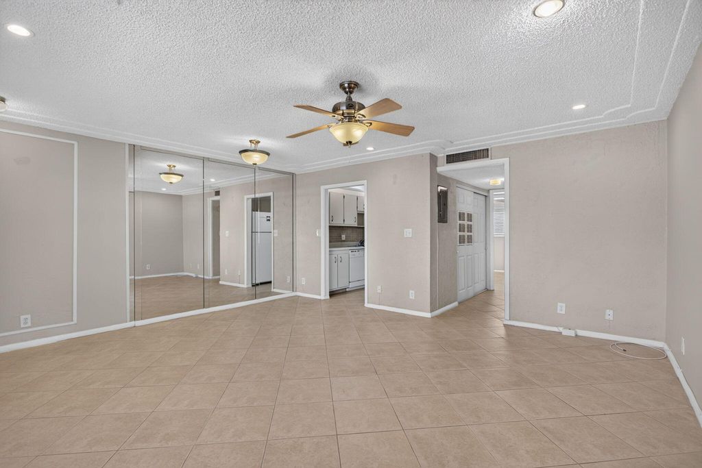 2840 NE 14th Street Causeway #203A, photo 9