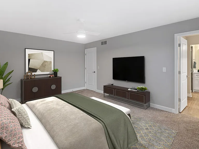 Indian Creek Apartments and Townhomes — Photo 156