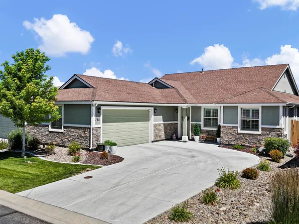 752 E Cottage Loop, Gardnerville, NV 89460