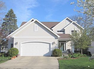 5136 Spring Ct, Madison, WI 53705