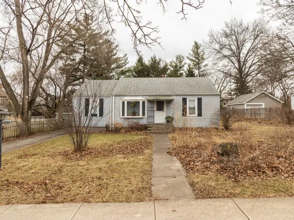 105 Traube Ave, Downers Grove, IL 60515