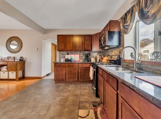 30 Falmouth St, Springfield, MA 01151