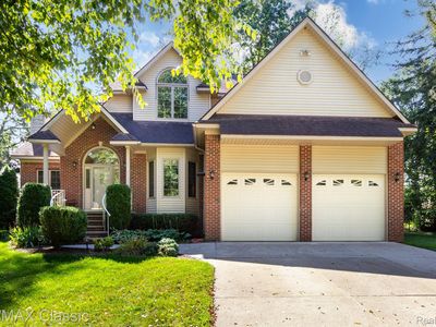 4070 Cotton Tail Ln, Shelby Township, MI, 48316