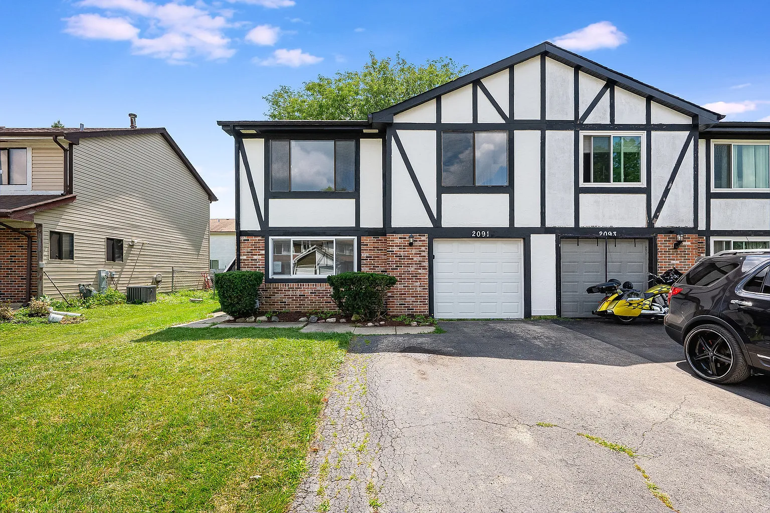 2091 Windward Ln photo 1