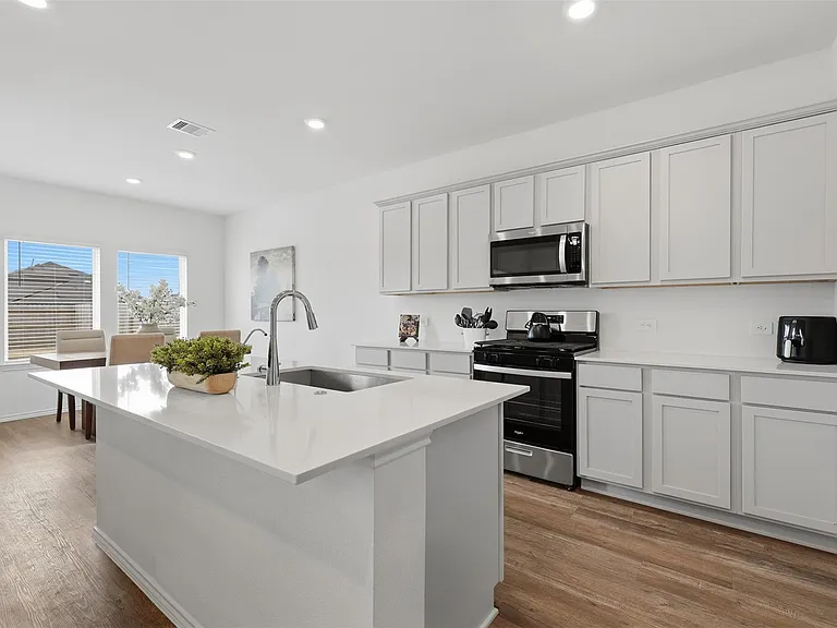 17719 Winfall Dr — Photo 18