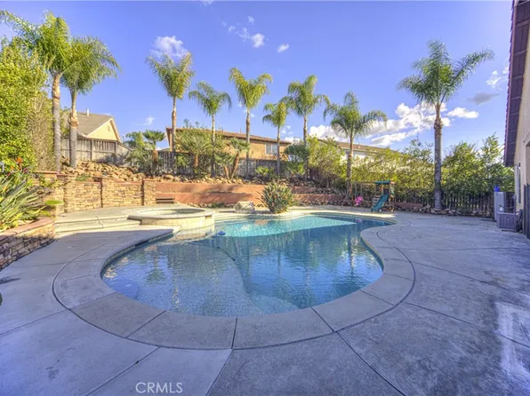 31812 Cypress View Ct, Menifee, CA 92584