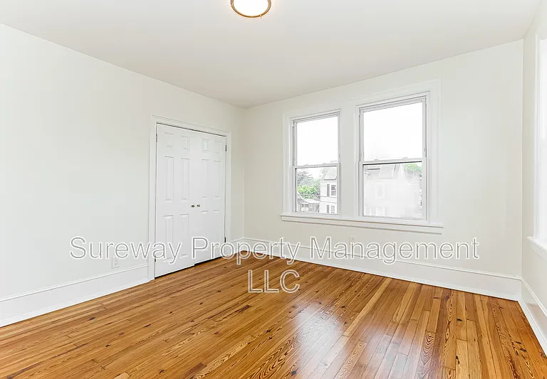 114 Walnut St — Photo 14