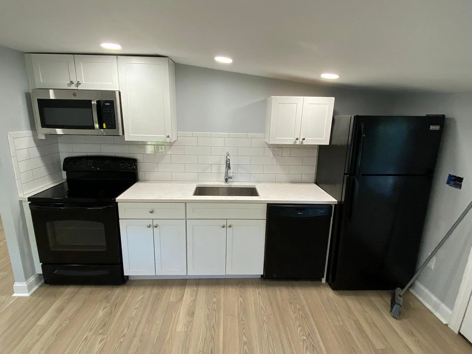 22 Morris Rd — Photo 1