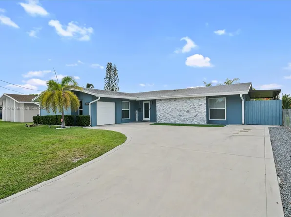 19660 Bel Aire Dr, Cutler Bay, FL 33157