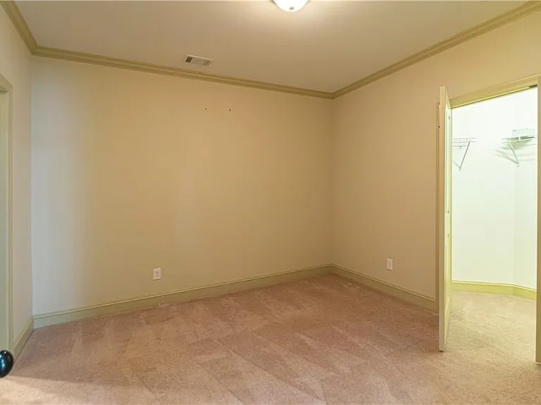 2050 Oak Grove Rd NE — Photo 9
