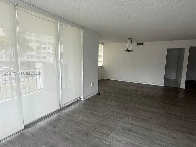 2750 NE 183rd St #T-211 — Photo 22