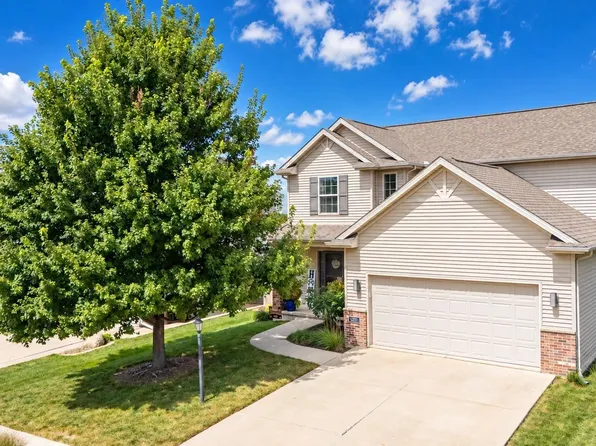 2511 W Sesame St, Dunlap, IL 61525