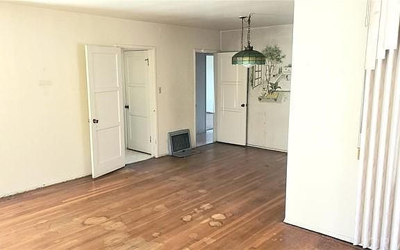 5th image of 335 E 138th St