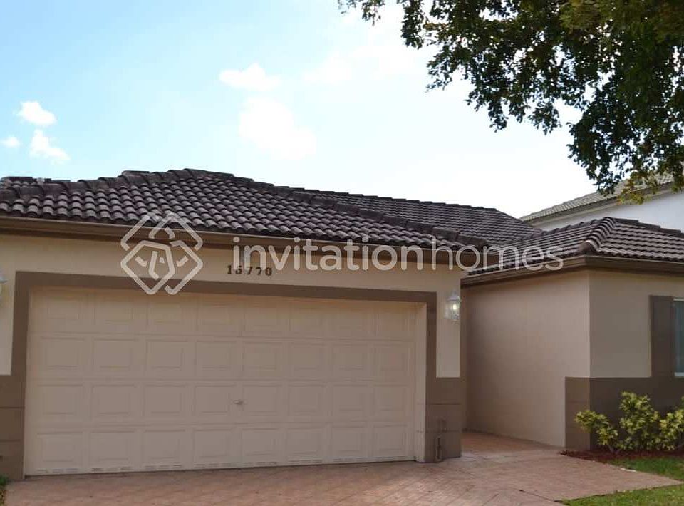 1st image of 15770 SW 74th St