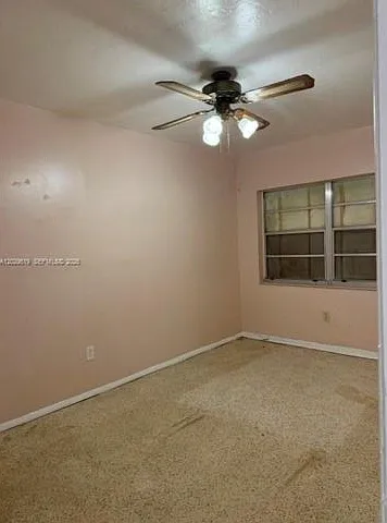 75 SW 72nd Ave — Photo 5