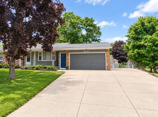 8231 E Chester Ave SW, Byron Center, MI 49315
