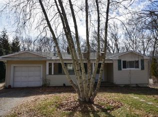 189 Hayden Ave, Tiverton, RI 02878