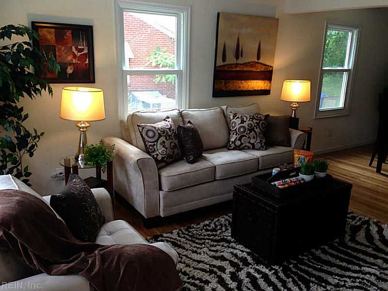 1st image of 706 McLawhorne Dr