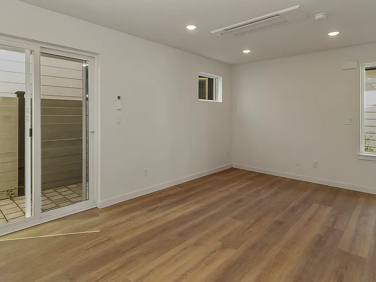 820 S Sullivan St #B — Photo 8