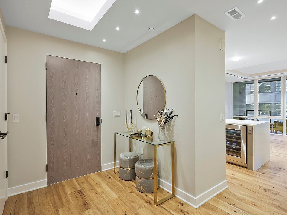 1st image of 1781 N Pierce St #406